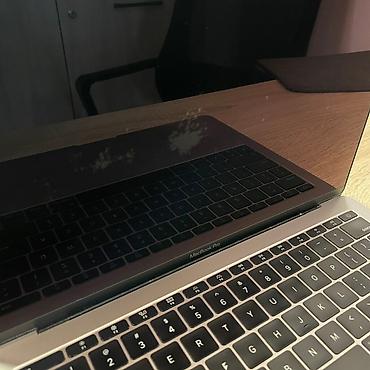 Ноутбуки Apple (MacBook): Apple MacBook Pro 13 2017 Модель A1708, Intel Core i5, 8 ГБ ОЗУ, 2,3 — 8