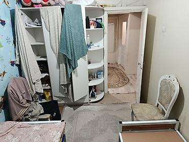 105: 4 комнаты, Восток-5 мкр Собственник, Только парням, от 1 месяца, от 3 месяцев, С мебелью полностью — 2