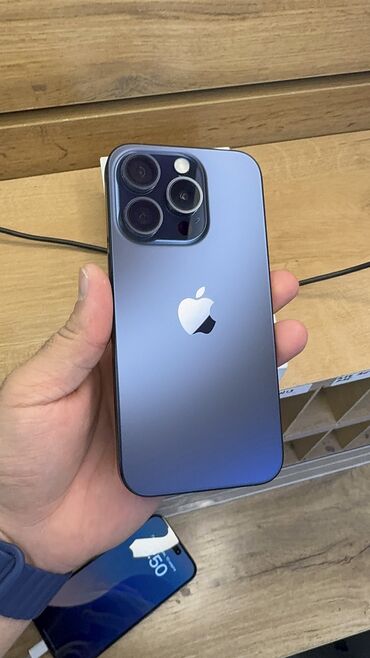 Apple iPhone: IPhone 15 Pro, Б/у, 256 ГБ, Коробка, 90 %