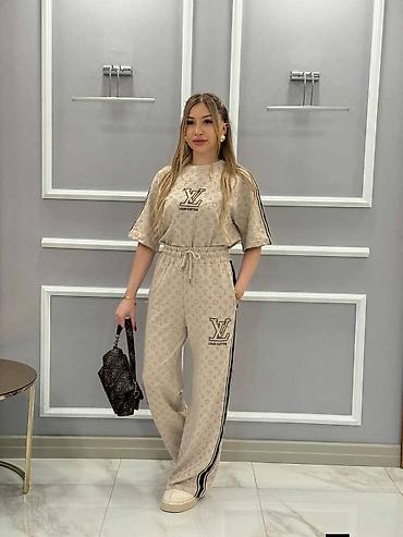 Kompleti: S, m, l, xl
5900
Prva kopija originala — 3