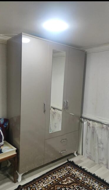 Dolablar: Yeni, 3 qapılı Düz dolab, Qarderob, paltar dolabı