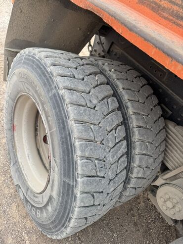 Грузовики: Грузовик — 12