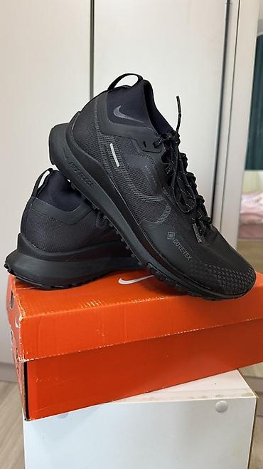 garmin instinct 3: Мужские кроссовки, 40, 40.5, 41, Nike, Б/у, цвет - Черный — 1