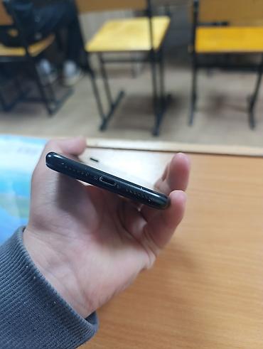 Apple iPhone: IPhone Xr, Б/у, 64 ГБ, Черный, Чехол, 75 % — 3