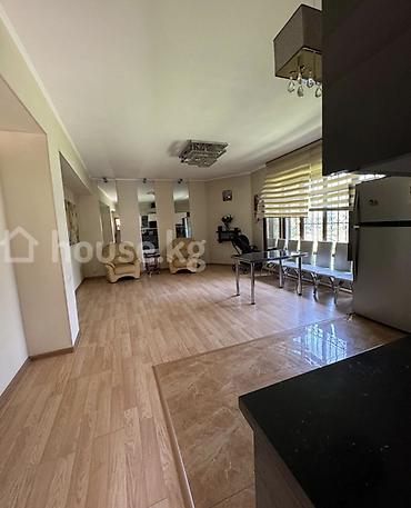 аренду: 250 м², 6 комнат, Без подселения — 4