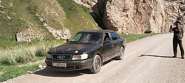салон автомобиля: Audi 100: 1991 г., 2.3 л, Механика, Бензин, Седан — 3