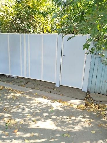 выход к реке: Жилой дом с участком в тени взрослых деревьев - Одноэтажный дом с — 3
