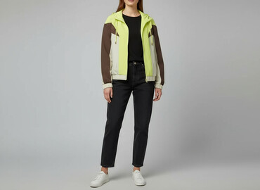 kurtka puchowa damska z kapturem reserved: Amisu, Women`s lightweight jacket, size M