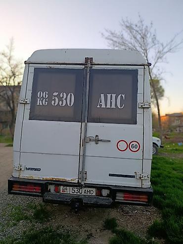 sprinter 2 2: Mercedes-Benz Vario 815D — цельнометаллический фургон Основные — 4