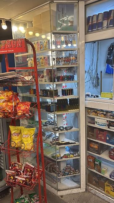Полочные витрины: Əcəmi yaxınlığında xutorda hazır biznes kimi kiosk satılır.Hazır — 5