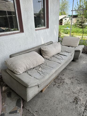 продам бу мебель бишкек: Прямой диван, цвет - Серый, Б/у