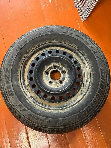 5 160: Зимнее колесо в сборе (диск + шина) - Шина: Bridgestone Blizzak LM-25 — 1