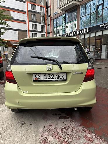 Honda: Honda Fit: 2005 г., 1.4 л, Вариатор, Бензин, Хэтчбэк — 5