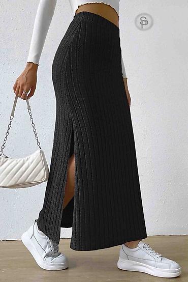 Suknje: 🔥Rebrasta ženska maxi suknja sa visokim strukom
✅1450 din — 6