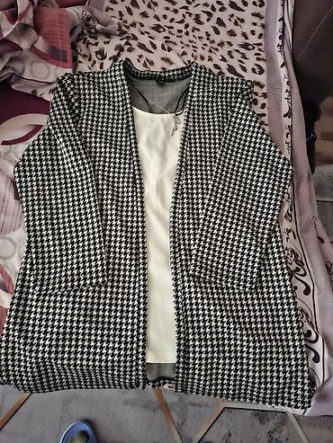 qadin desti: Qadın geyimləri dəsti – 3 ədəd üst geyimi 1) Houndstooth naxışlı — 6