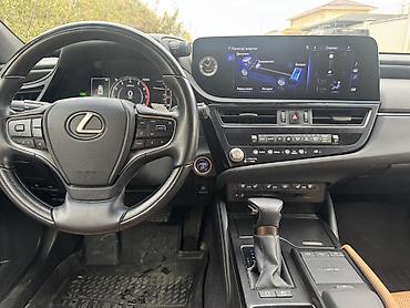 mersedes vario: Lexus ES: 2021 г., 2.5 л, Вариатор, Гибрид, Седан — 3