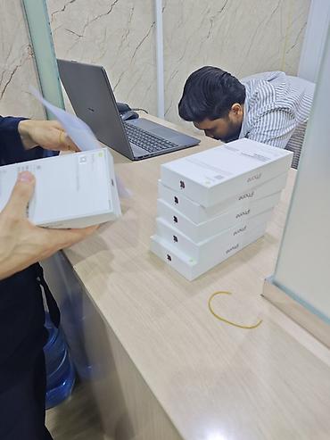 11 pro: IPhone 18 Pro Max, Новый, 512 ГБ — 2