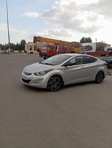 Hyundai: Hyundai Elantra: 1.8 l | 2014 il Sedan — 6