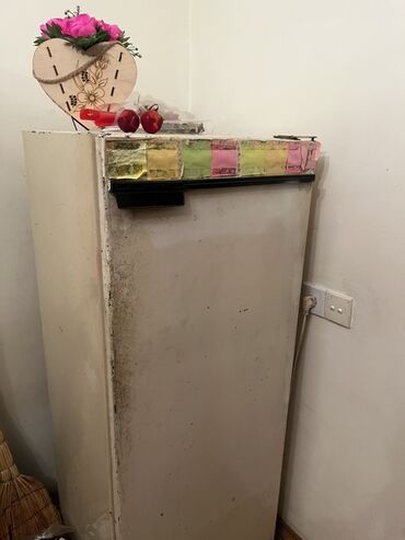 Plitələr və bişirmə panelləri: 1 qapılı Soyuducu Satılır, rəng - Ağ