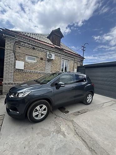 авто будка: Chevrolet Trax: 2020 г., 1.4 л, Автомат, Бензин, Кроссовер — 1