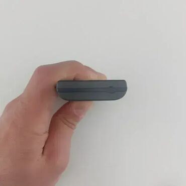 Nokia: **Specifikacija** Dizajn monoblokDijagonala ekrana : 1,8″ Rezolucija  — 10