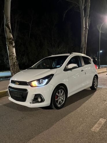 shevrolet spark: Chevrolet Spark: 2018 г., 1 л, Вариатор, Бензин, Седан