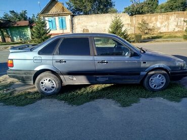 Volkswagen: Volkswagen Passat: 1991 г., 1.8 л, Механика, Бензин, Седан at lalafo.kg — 3 Volkswagen: Volkswagen Passat: 1991 г., 1.8 л, Механика, Бензин, Седан — 3