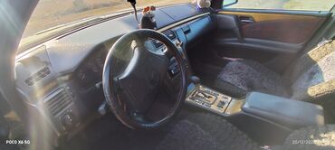 Mercedes-Benz: Mercedes-Benz E-Class: 2.8 l | 1998 il Sedan — 5