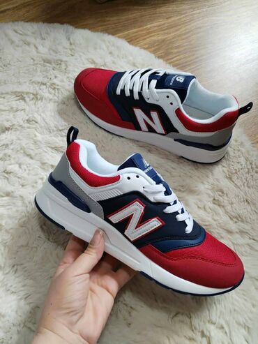 36 patike: Trainers, New Balance, size - 42