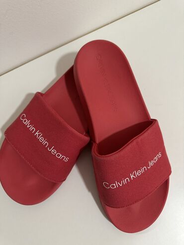 cabin papuce: Fashion slippers, Calvin Klein, 39