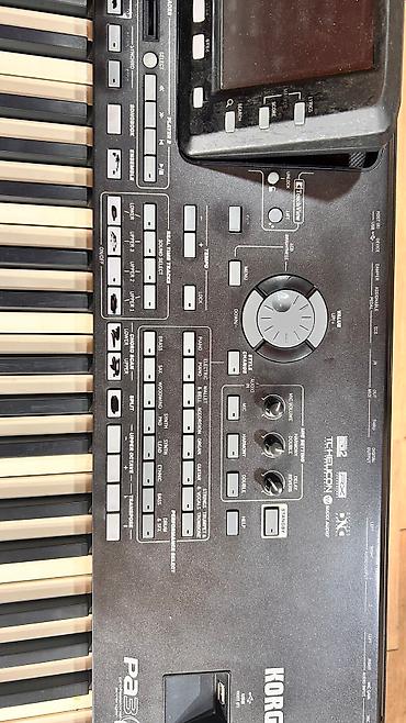 sfinks satilir: Piano, Korg, Akustik, İşlənmiş, Ünvandan götürmə — 2