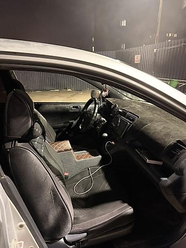 Honda: Honda Civic: 2002 г., 1.6 л, Автомат, Газ, Хэтчбэк — 16