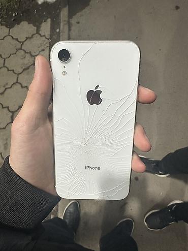 Apple iPhone: IPhone Xr, Б/у, 64 ГБ, Белый, Чехол, 76 % — 4