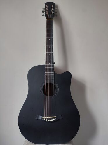 купить самокат для трюков в бишкеке: ГИТАРА ПРОДАМ🎸🎸🎸 ГИТАРА САТЫЛАТ 38-РАЗМЕР НОВЫЙ✅ ЧЕХОЛ ЧЁРНЫЙ ⚫
