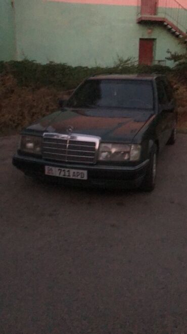 Mercedes-Benz: Mercedes-Benz W124: 1994 г., 2.2 л, Механика, Бензиновая, Универсал — 4