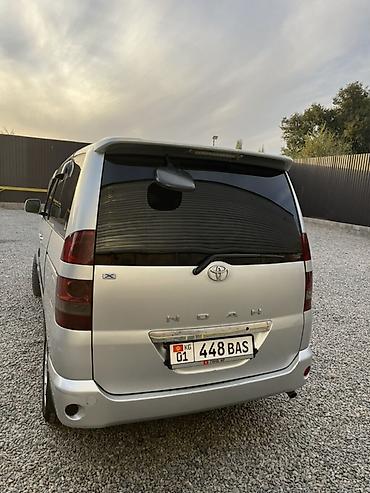 багажник 4runner: Toyota Noah: 2003 г., Автомат, Бензин, Минивэн — 3