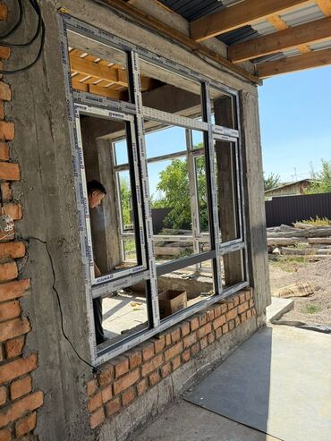 квартиры барачного типа: Пластиковые окна на заказ, Панорамные, Платная установка