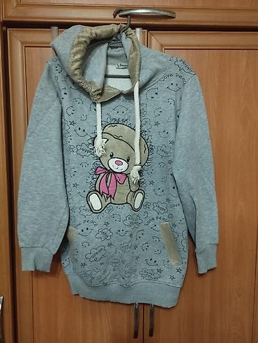 ugg bakü: Продаю толстовки на 12-14 лет б/у в хорошем состоянии.Цена одной 5 — 2