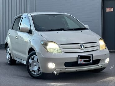 мини гелик: Toyota ist: 2004 г., 1.3 л, Автомат, Бензин, Хэтчбэк