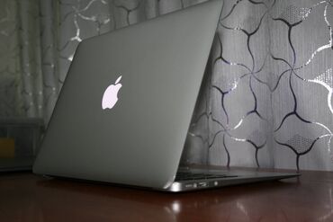 macbook ремонт: Ноутбук, Apple, 8 ГБ ОЗУ, Intel Core i5, 13.3 ", Б/у, Для несложных задач, память SSD