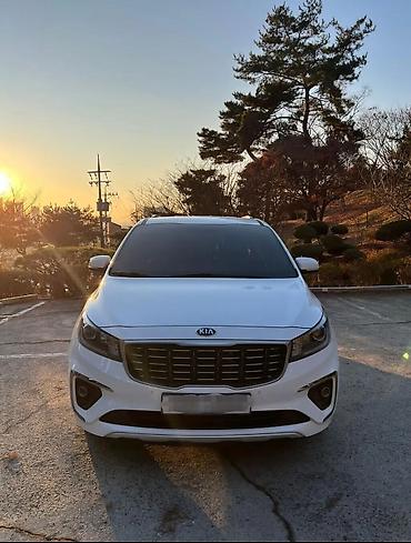 Kia: Kia Carnival: 2019 г., 2.2 л, Автомат, Дизель, Минивэн — 1