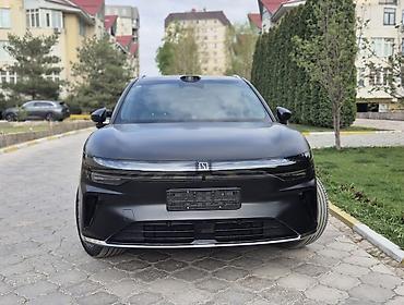 Zeekr: Zeekr 001: | 2026 г. Кроссовер — 2