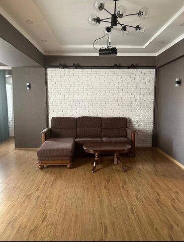 Продажа квартир: 2 комнаты, 87 м², Индивидуалка, 2 этаж, Косметический ремонт — 1