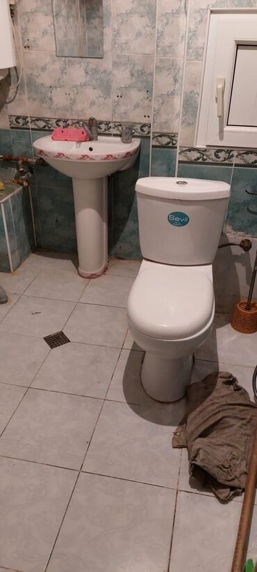 Otaqların uzunmüddətli kirayəsi: Kirayə verilir: kirasadə, mebellə təmin olunmuş otaqlı mənzil/ev — 7