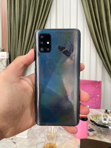 Infinix: Samsung Galaxy A51, rəng - Qara, Sensor, Barmaq izi, İki sim kartlı