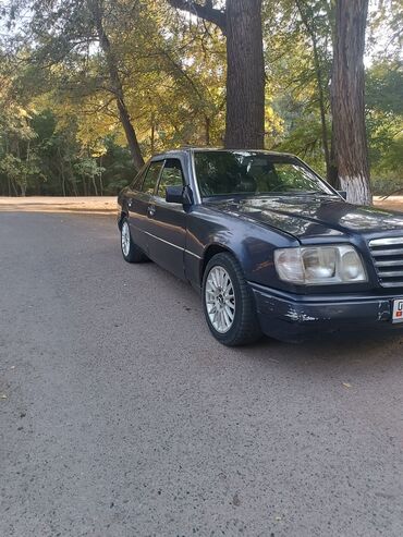 мерс сапог пассажирский: Mercedes-Benz W124: 1992 г., 3.2 л, Автомат, Бензин, Седан