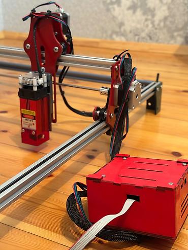 mini laser: Alüminium karkaslı dəqiq CNC lazer oyma qurğusu Xüsusiyyətlər: - İş — 2