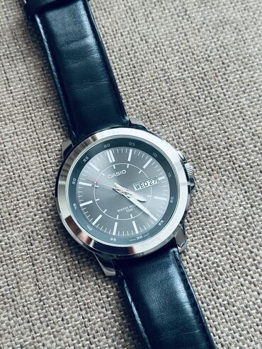 kisi saatlari 2020: Б/у, Наручные часы, Casio, цвет - Черный