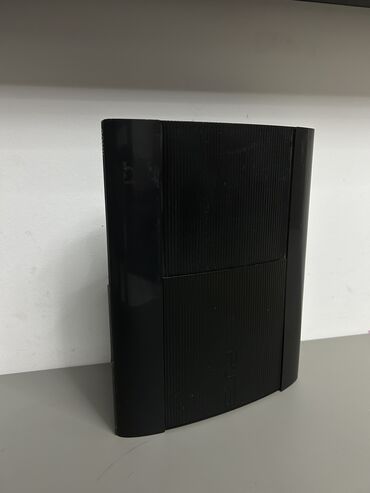 PS3 (Sony PlayStation 3): PlayStation3 есть 20 игр, без джойстиков но со всеми проводами