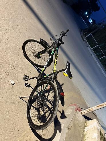 Şəhər velosipedləri: Velocruz hibrid/MTB tipli velosiped Xüsusiyyətlər: - Korpus: yüngül — 3